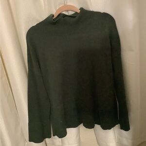 Cyrus Forest Green Ribbed Sweater